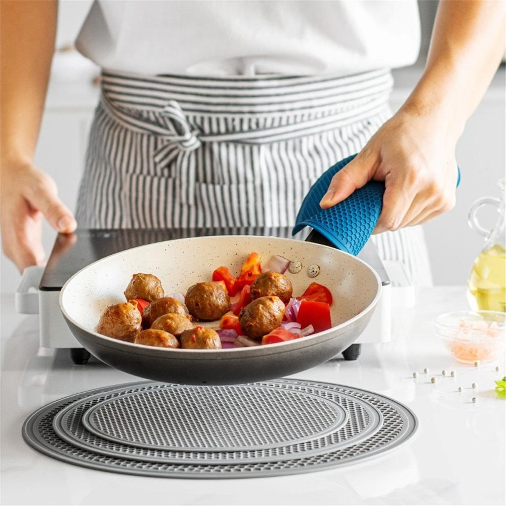 8 10 12 Inch Microwave mat, Multi-Purpose Hot Pad,Pot Holder,Baking,Drying, Silicone mats for Microwave,Dishwasher Safe - Splatter Guard, Set of 3,Grey - Image 3