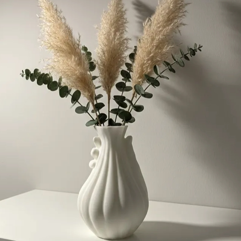 A Gentle Embrace from 3D Printing - White Vase - Image 2