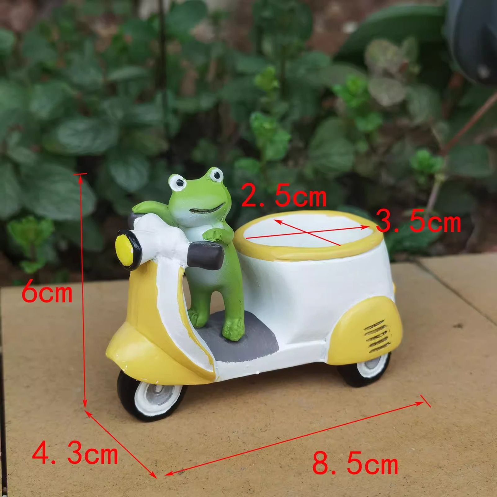 Cute Frog on Motorcycle Resin Planter - Mini Scooter Flower Pot for Succulents, Cacti, or Small Plants - Adorable Garden, Desktop, or Home Decor (Green Frog ) - Image 4