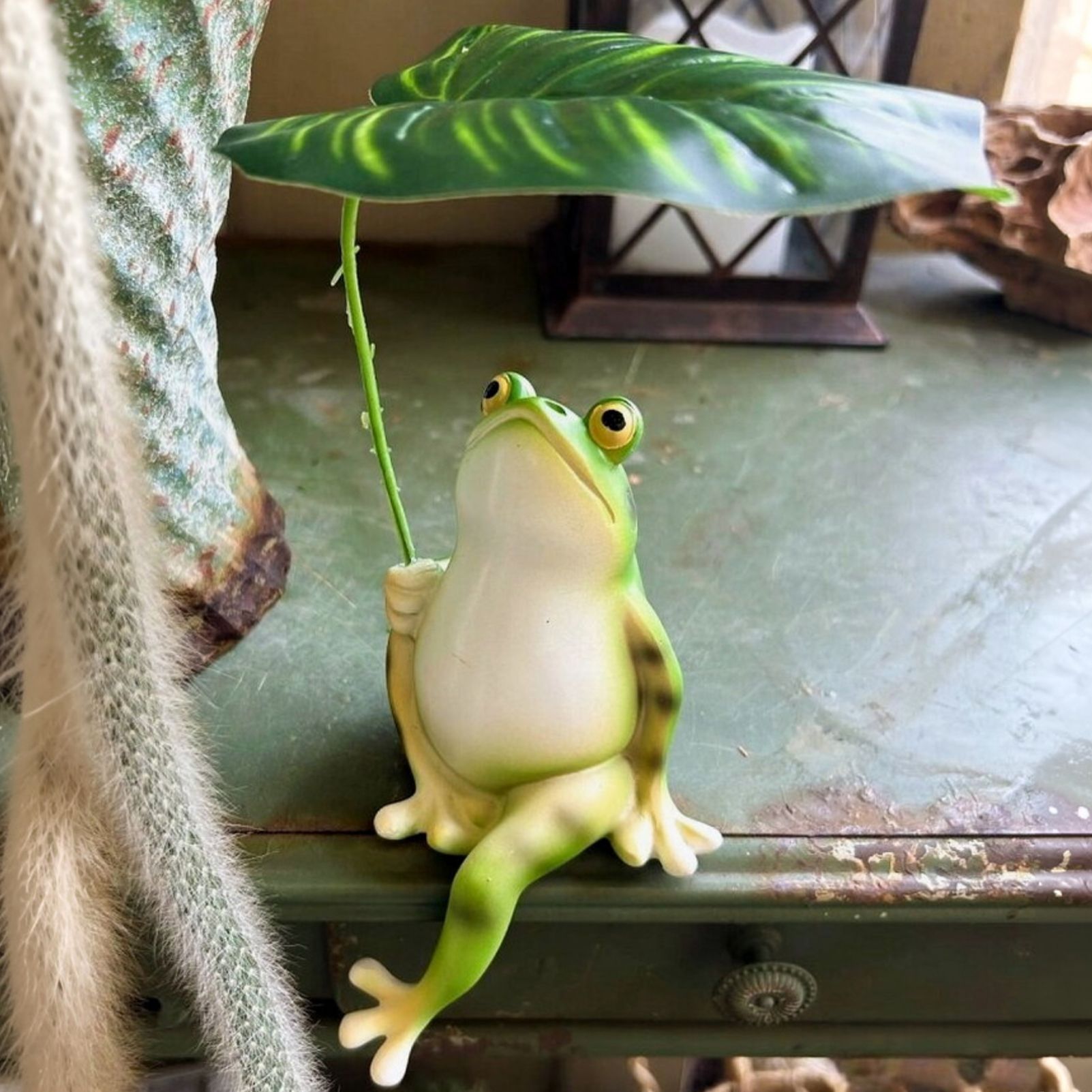 Creative Umbrella Frog Resin Figurine - Outdoor Patio Garden Balcony Decor, Aquarium Micro Landscape Craft - Image 5