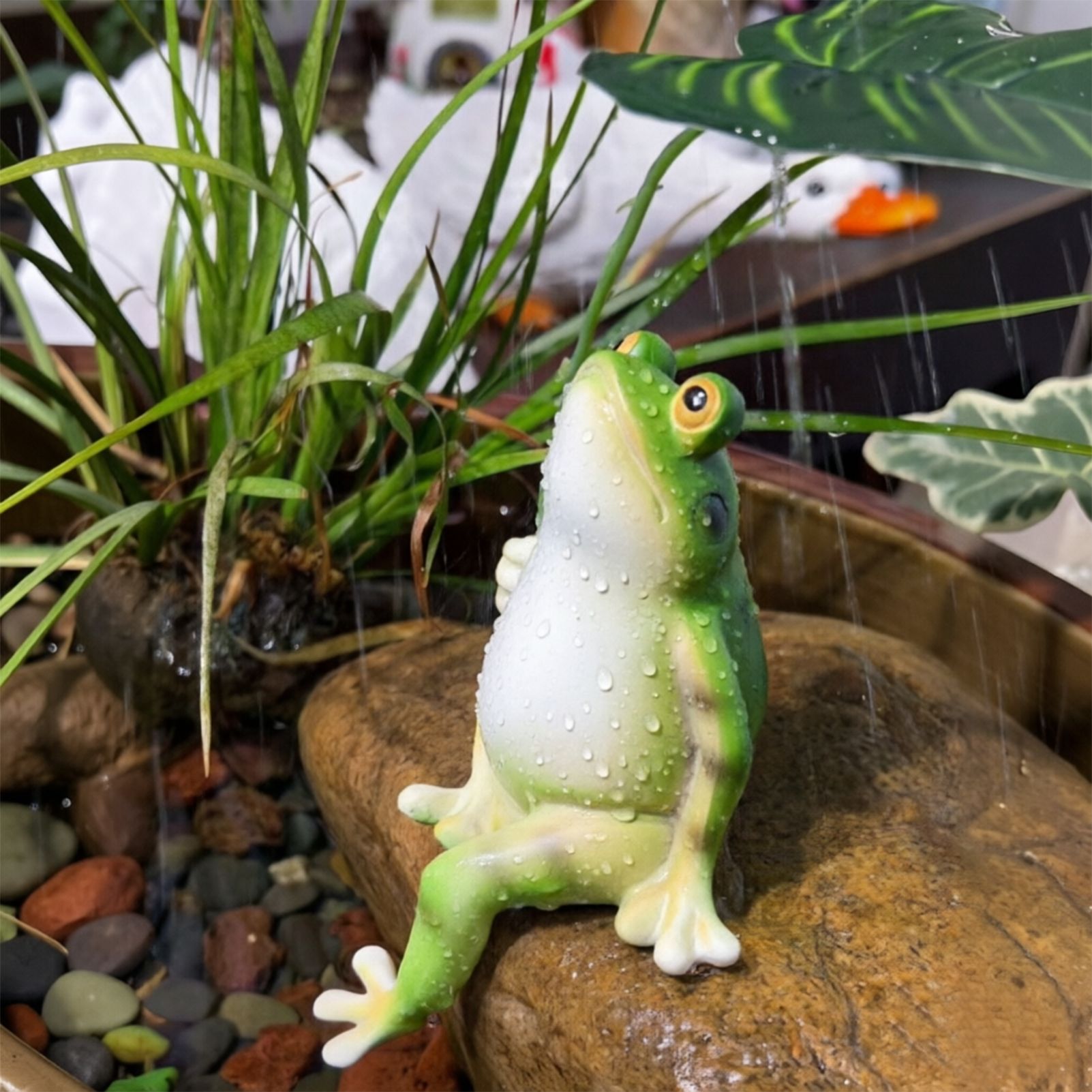 Creative Umbrella Frog Resin Figurine - Outdoor Patio Garden Balcony Decor, Aquarium Micro Landscape Craft - Image 6