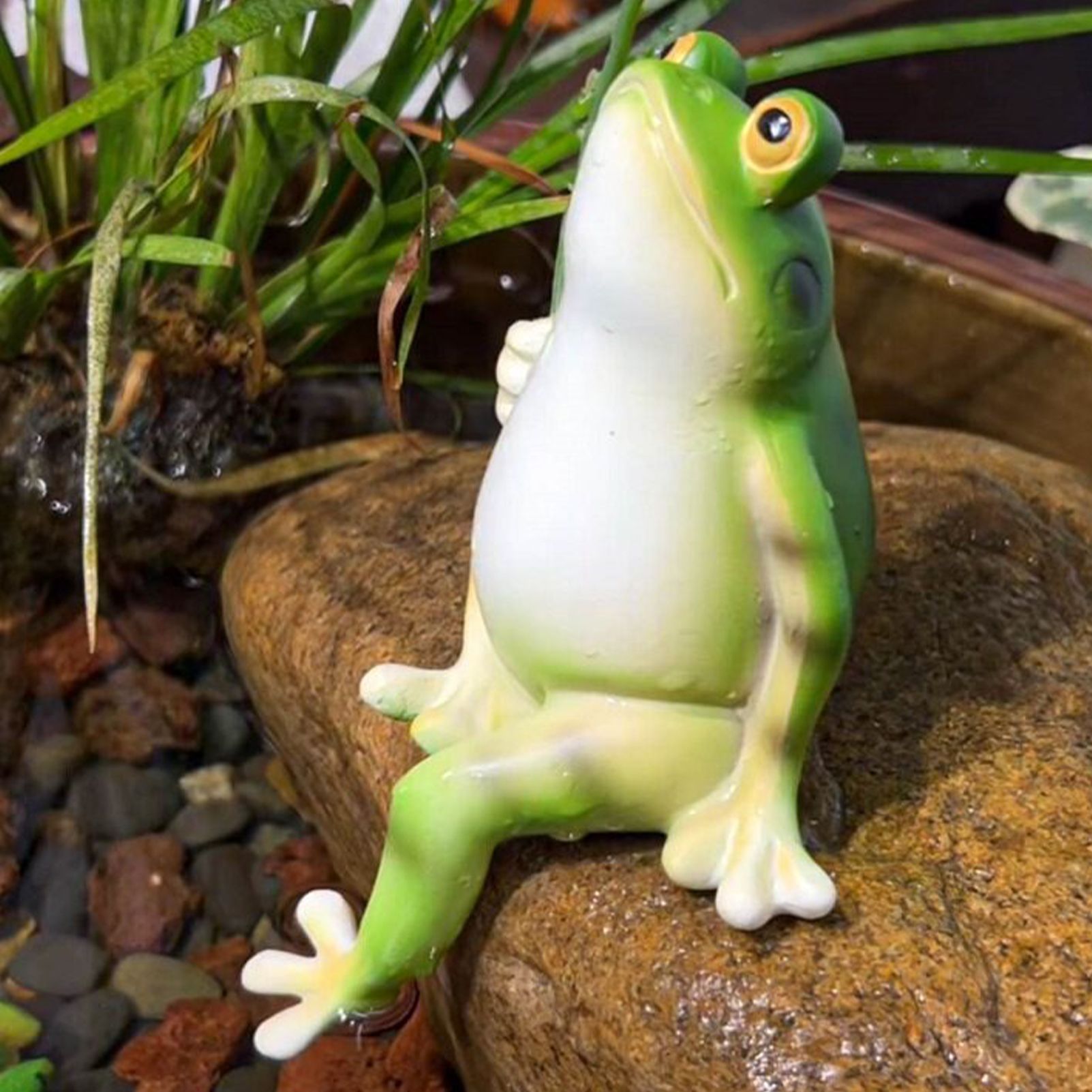 Creative Umbrella Frog Resin Figurine - Outdoor Patio Garden Balcony Decor, Aquarium Micro Landscape Craft - Image 7