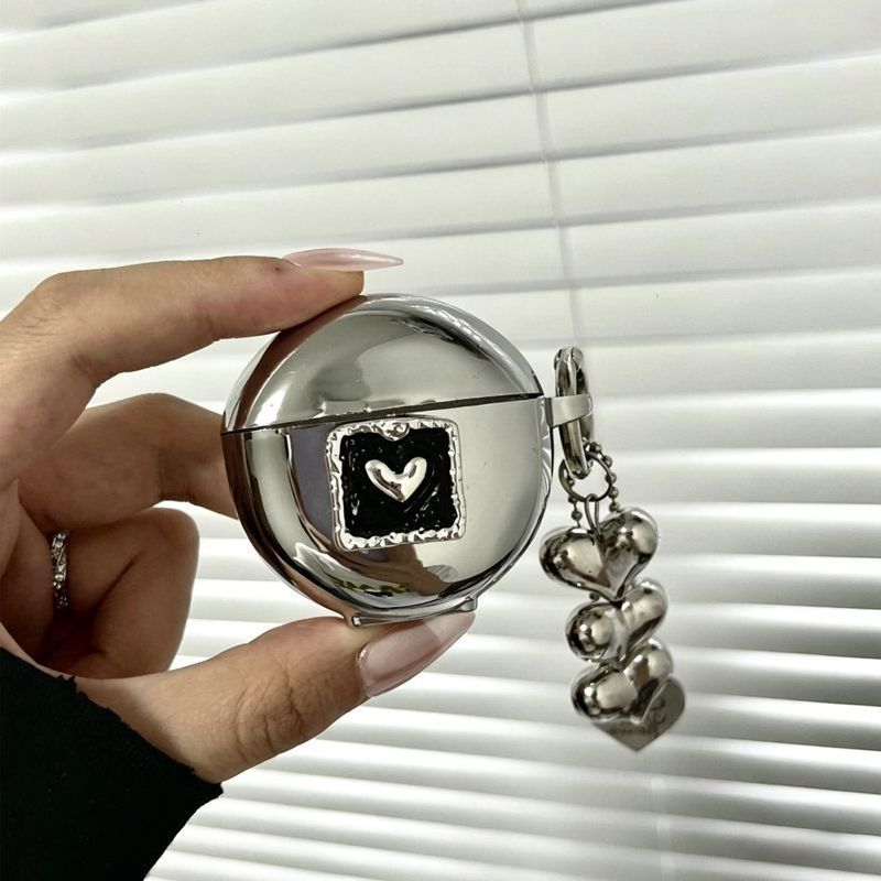 AirPods 2 Textured Silver Heart Electroplated Case + 3 Heart Charms - Image 8