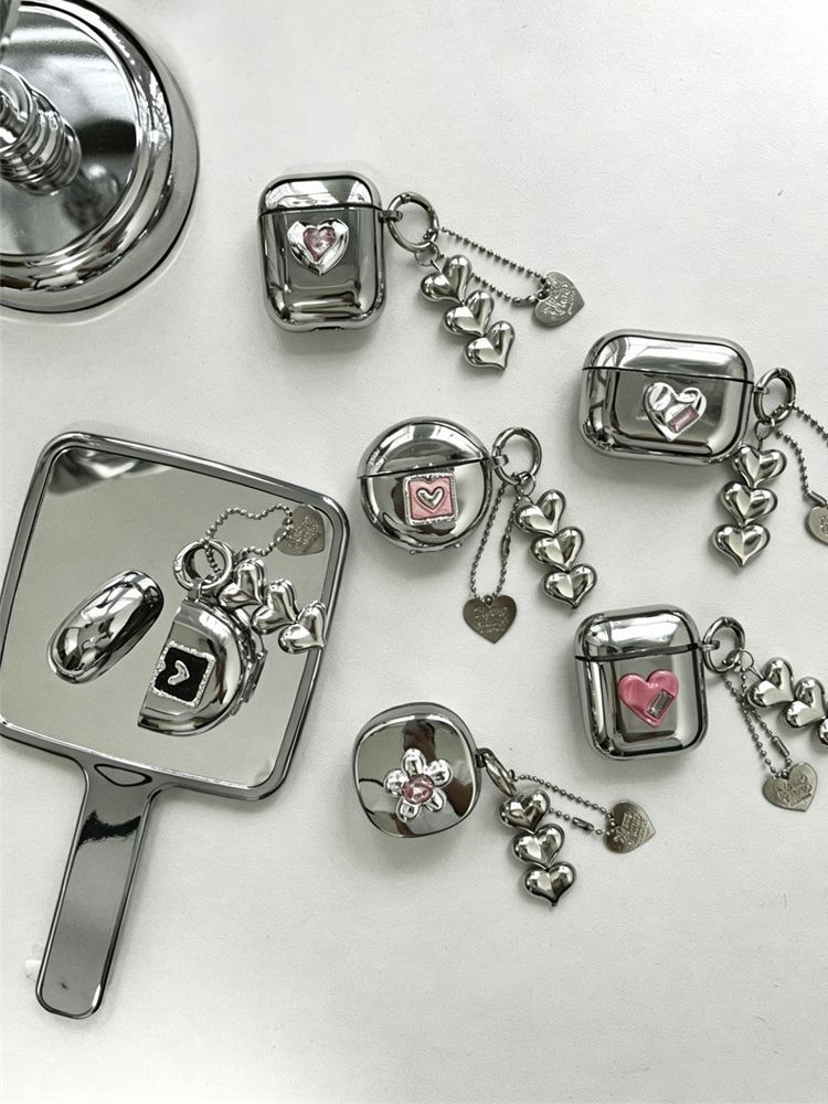 Apple AirPods 3 Textured Pink Heart Electroplated Case + 3 Heart Charms - Image 4