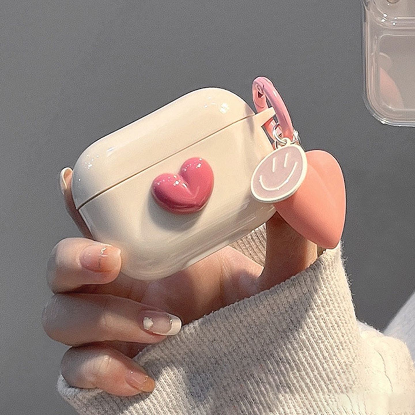 Beige shell + smiling heart pendant AirPods 1/2 - Image 2