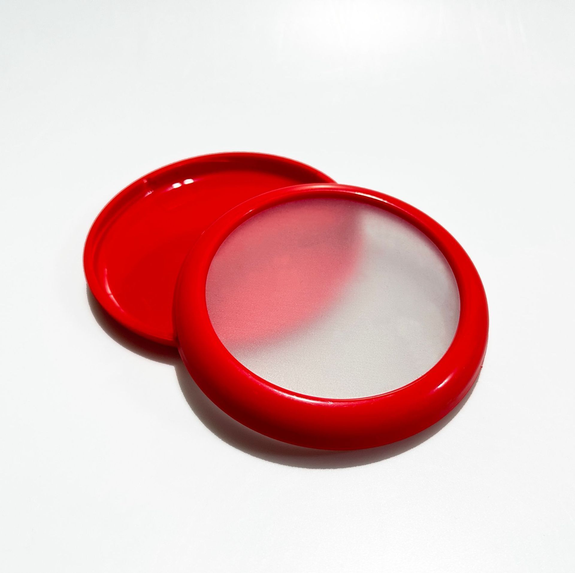 Fruit and vegetable preservation box-Tomato-Silicone - Image 1