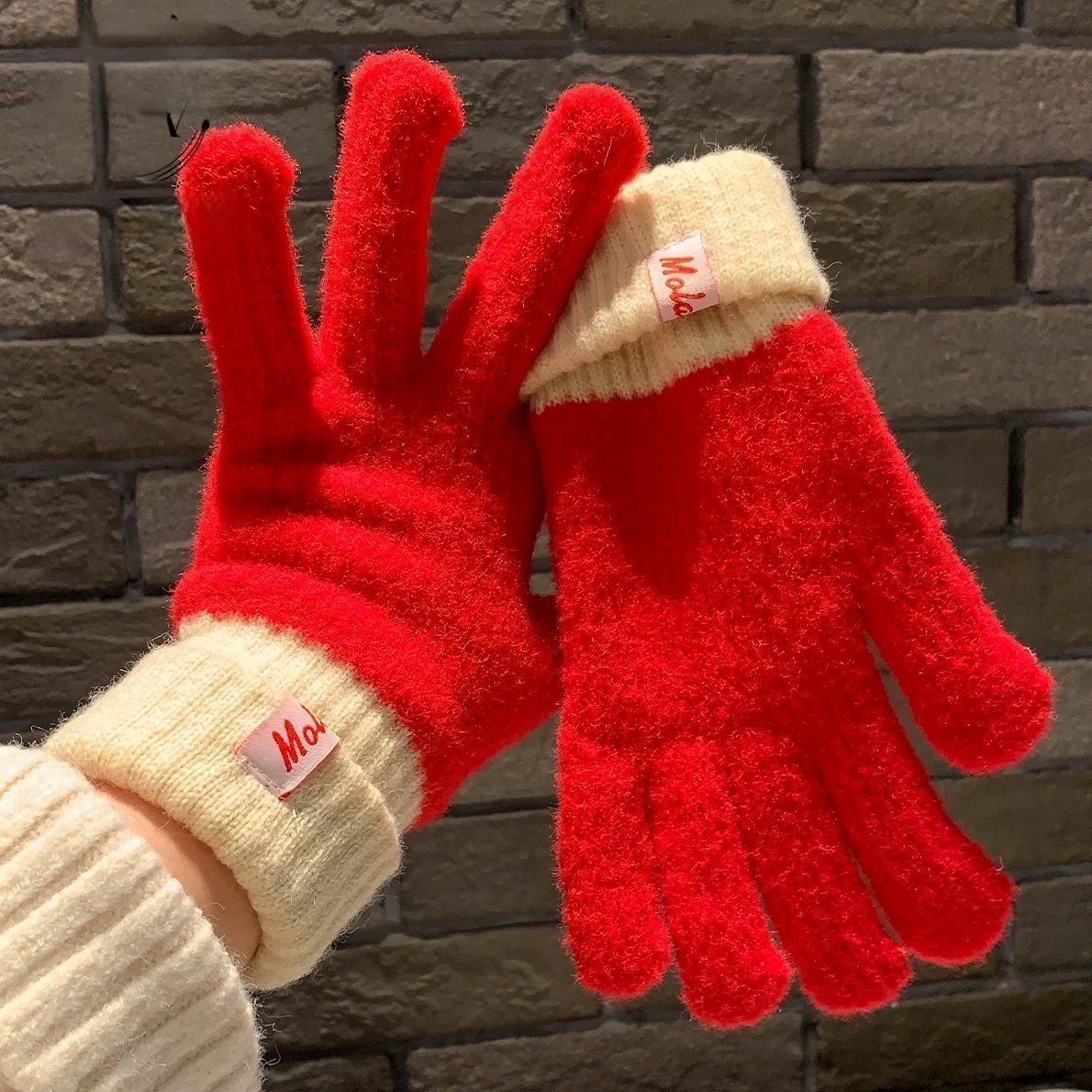 Knit Gloves Red - Image 1