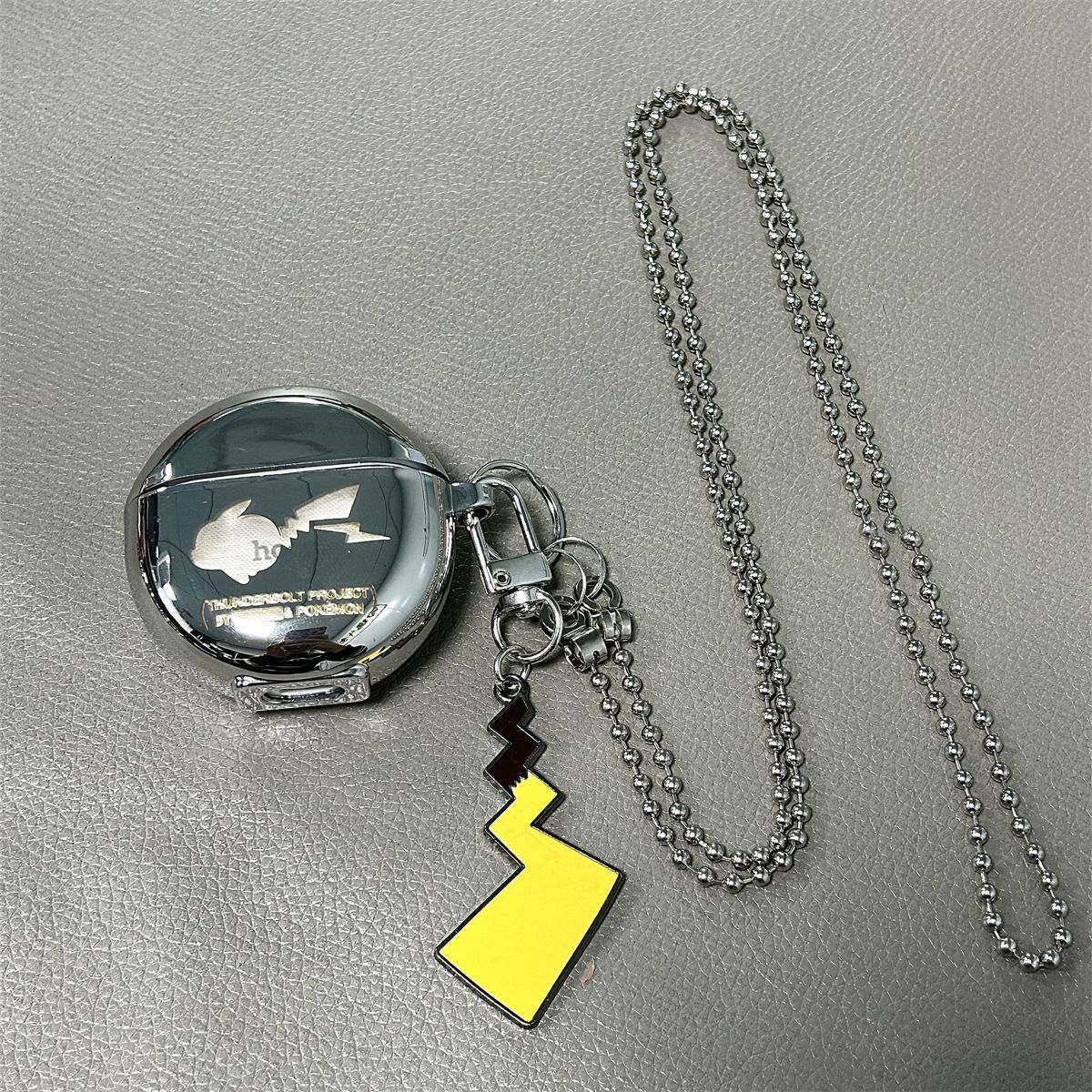 Laser Engraved HAPPY Bear + Matching Keychain + Necklace AirPods pro - Image 3