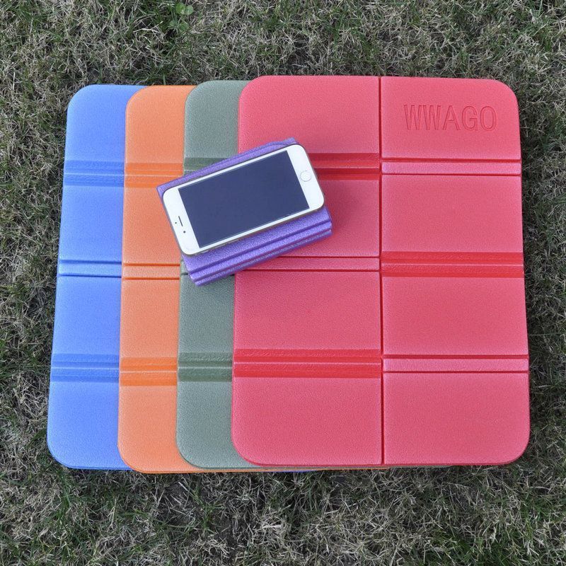 Folding picnic mat-Blue - Image 4