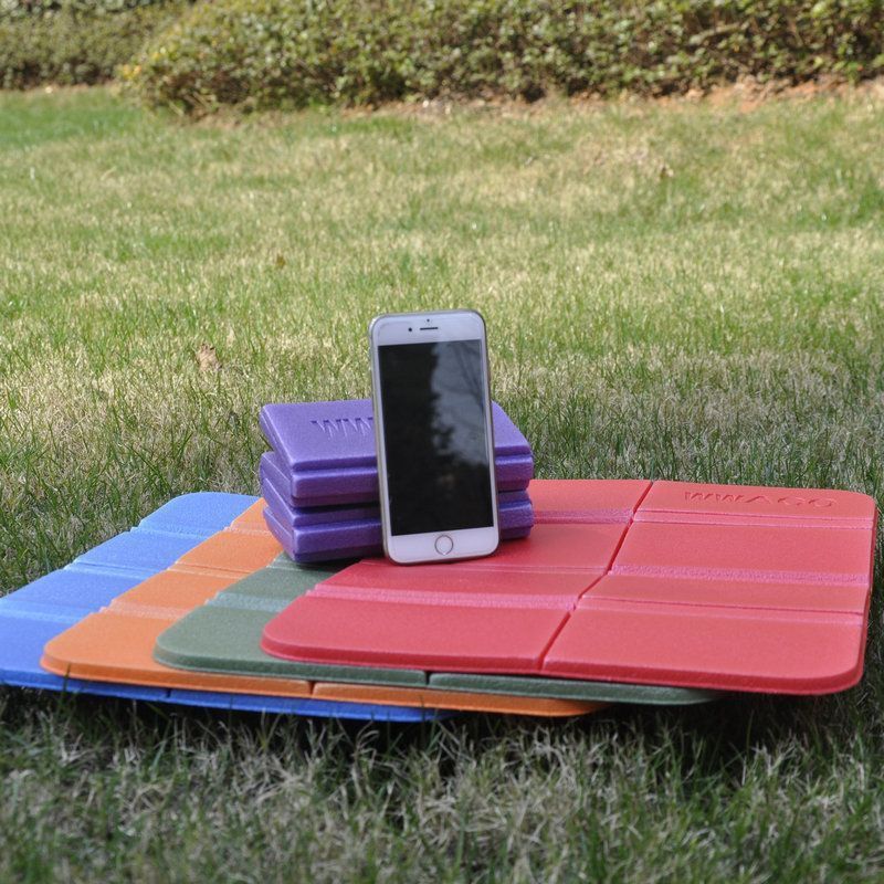 Folding picnic mat-Red - Image 7