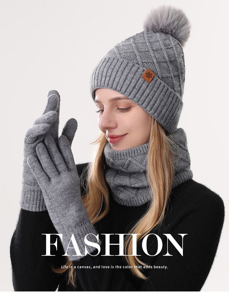 Women Red Argyle 3-Piece Set-Hat Scarf and Gloves - Image 7
