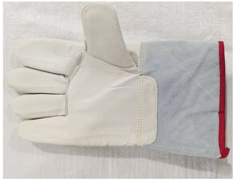 Low Temperature Gloves 45cm - Image 4