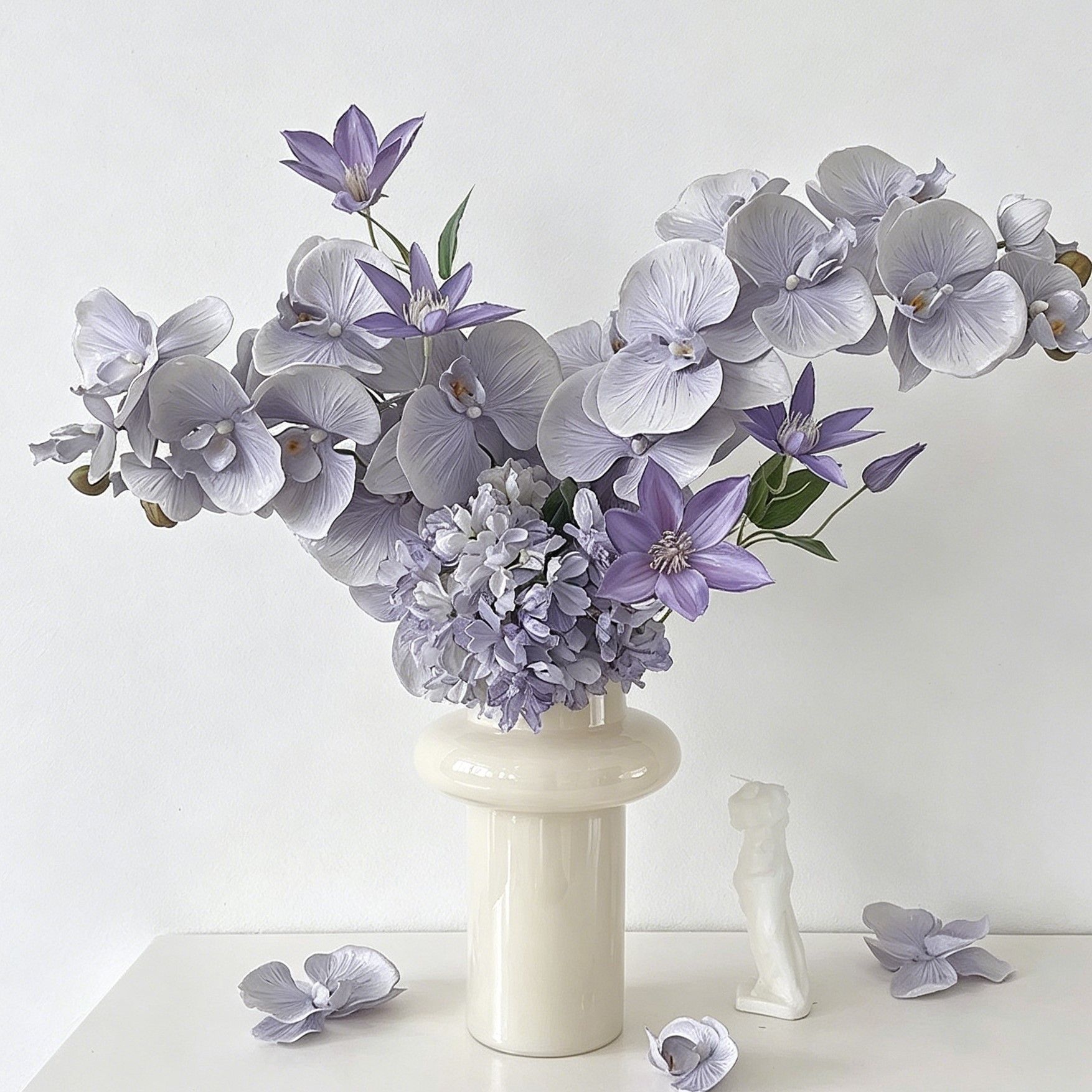 Artificial Oil Painting Phalaenopsis, Light Purple, 1 Pack - Image 3