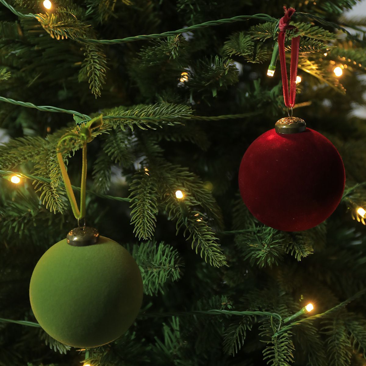 24pk Flocked Xmas Baubles Metal Cap, Burgundy 8cm - Image 4