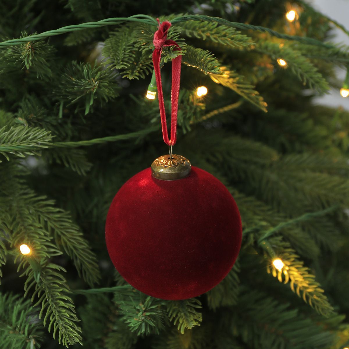 24pk Flocked Xmas Baubles Metal Cap, Off White 6cm - Image 3