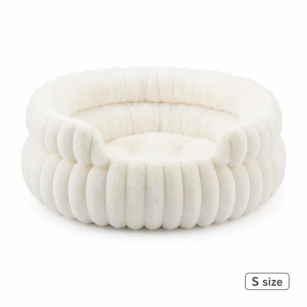 Snug Notch Opening Cat Bed, Cream S Size, Soft Thick Anti-Cold Design - Image 1