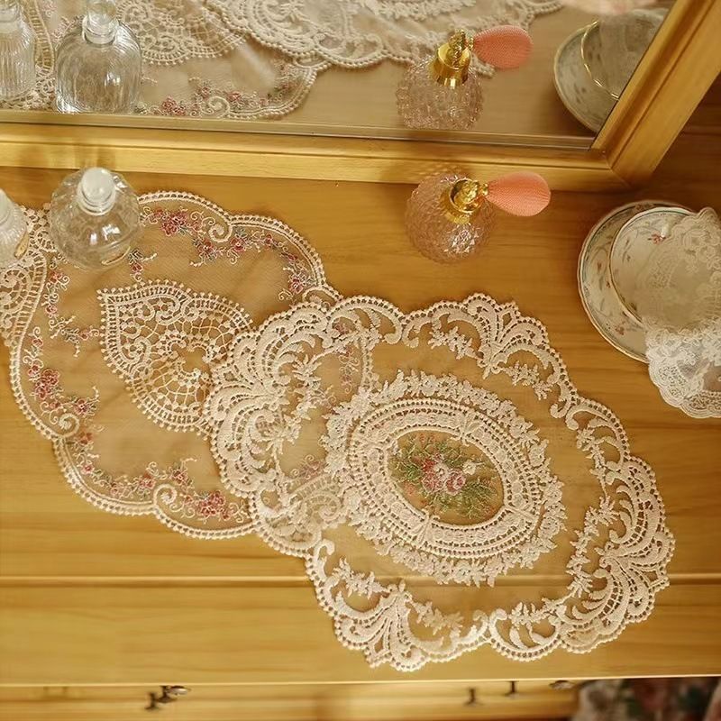 Lace Embroidery Mesh Decor Mat 29x38cm White, Elegant Bedside Table Ornament, Retro Tabletop Decor - Image 2