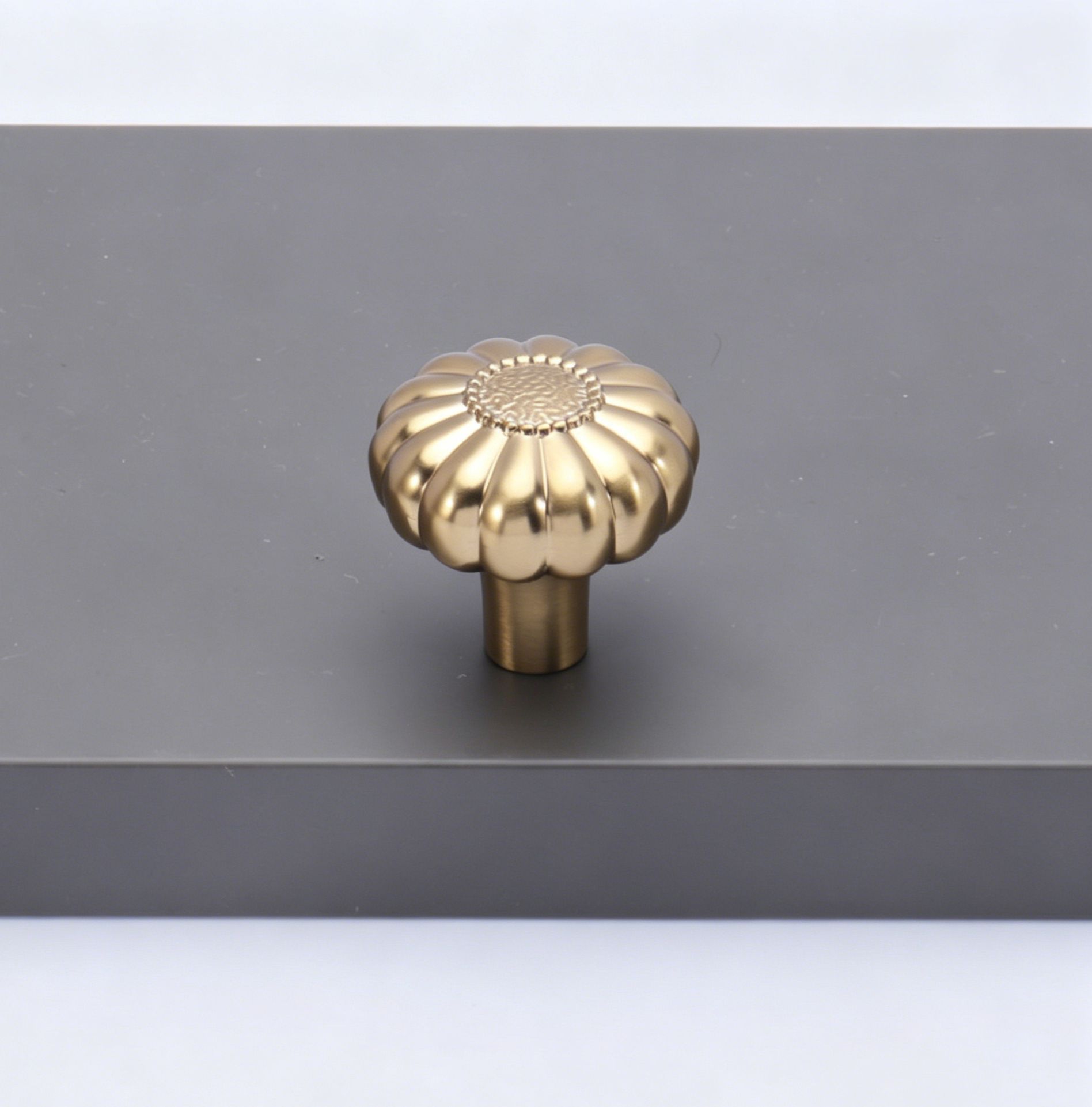 3D Sunflower Pumpkin Single Hole Knob 4pcs - Image 1