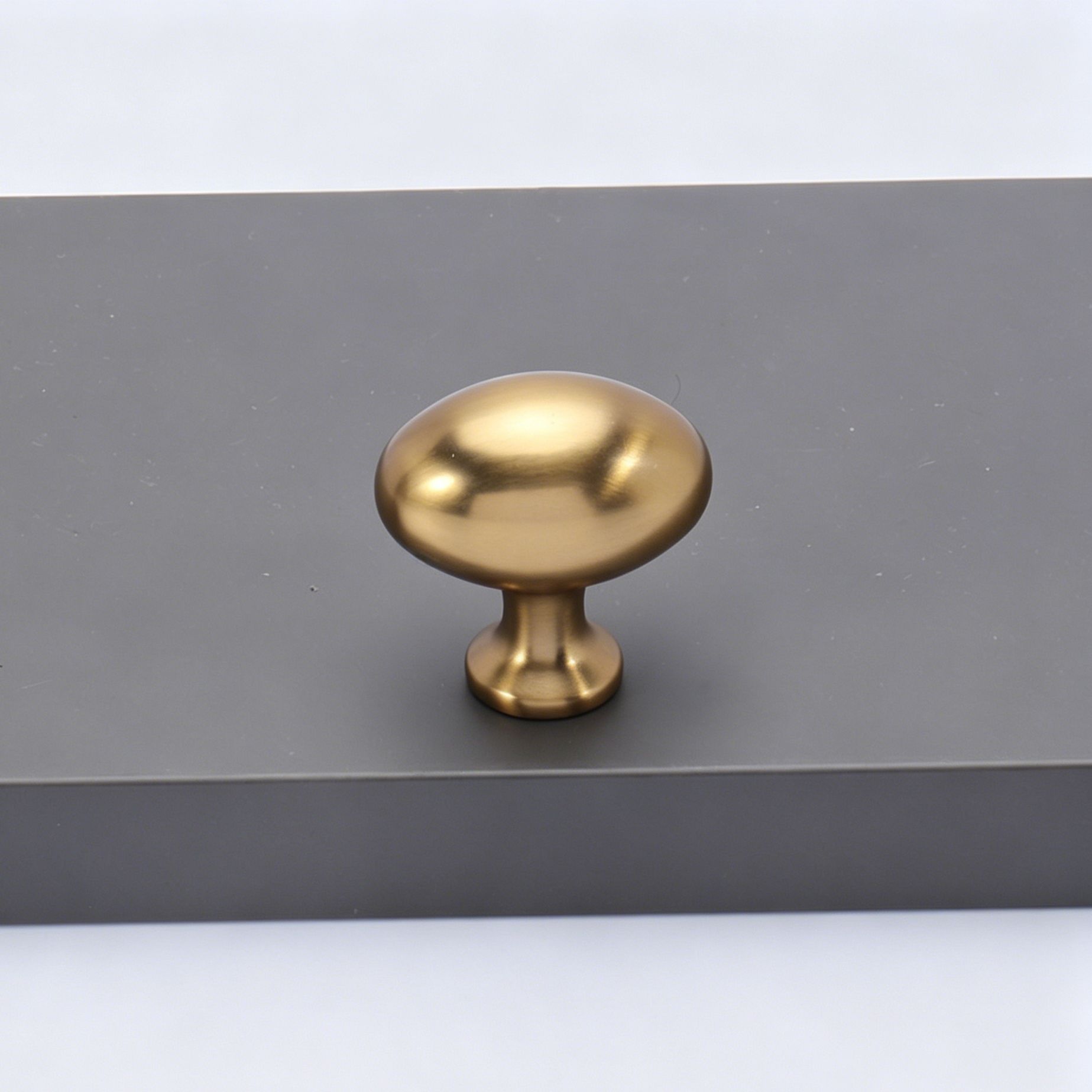Oval Egg Single Hole Drawer Knob 4pcs - Image 1
