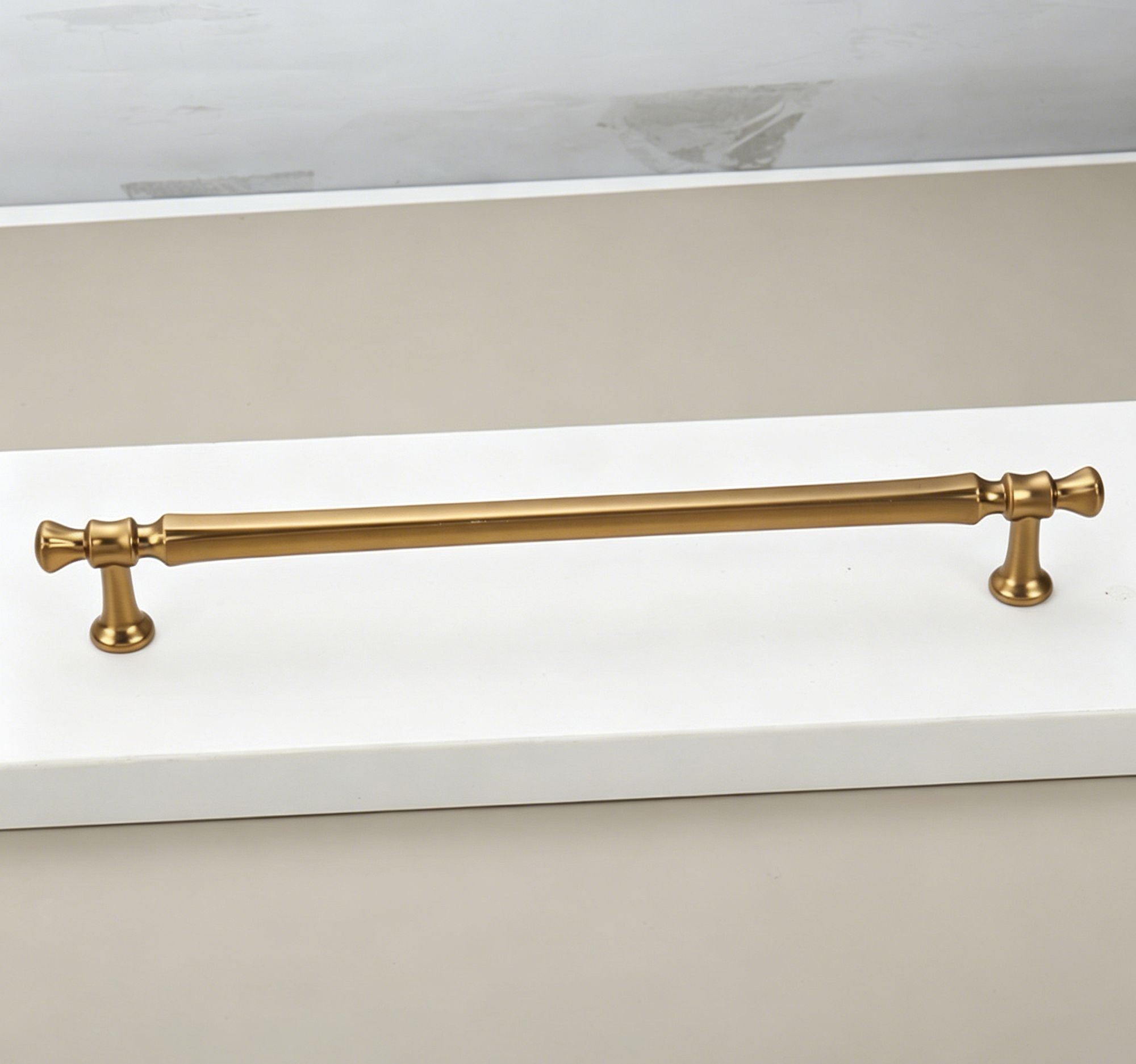 192mm Hole Spacing Waisted Bowtie Cabinet Pull 4pcs - Image 1