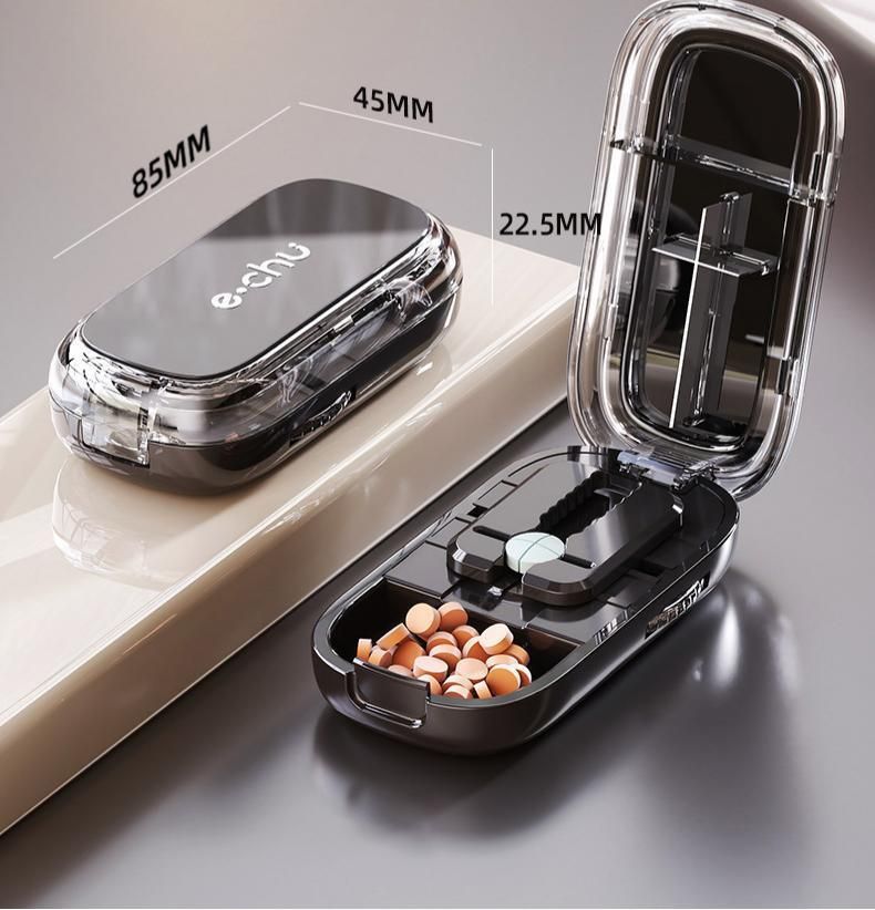 2pcs Starry Black Pill Box with 1/2 Pill Cutter - Image 2