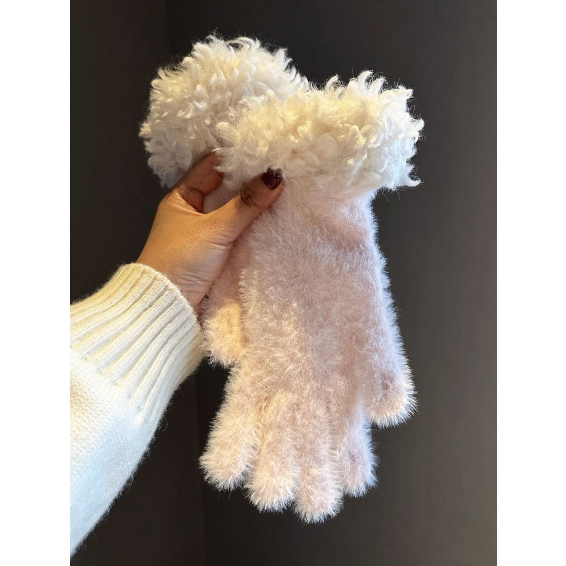 Pink Faux Mink Spliced Gloves - Image 1