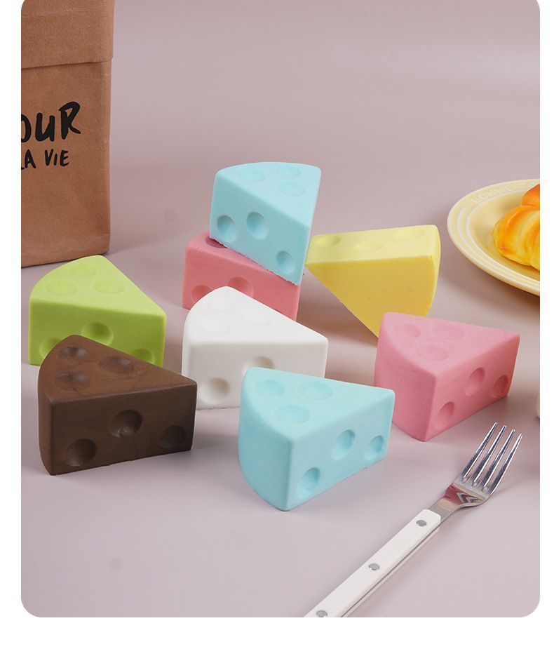 7.5cm Blue Triangle Cheese Squishy Toy - Image 8