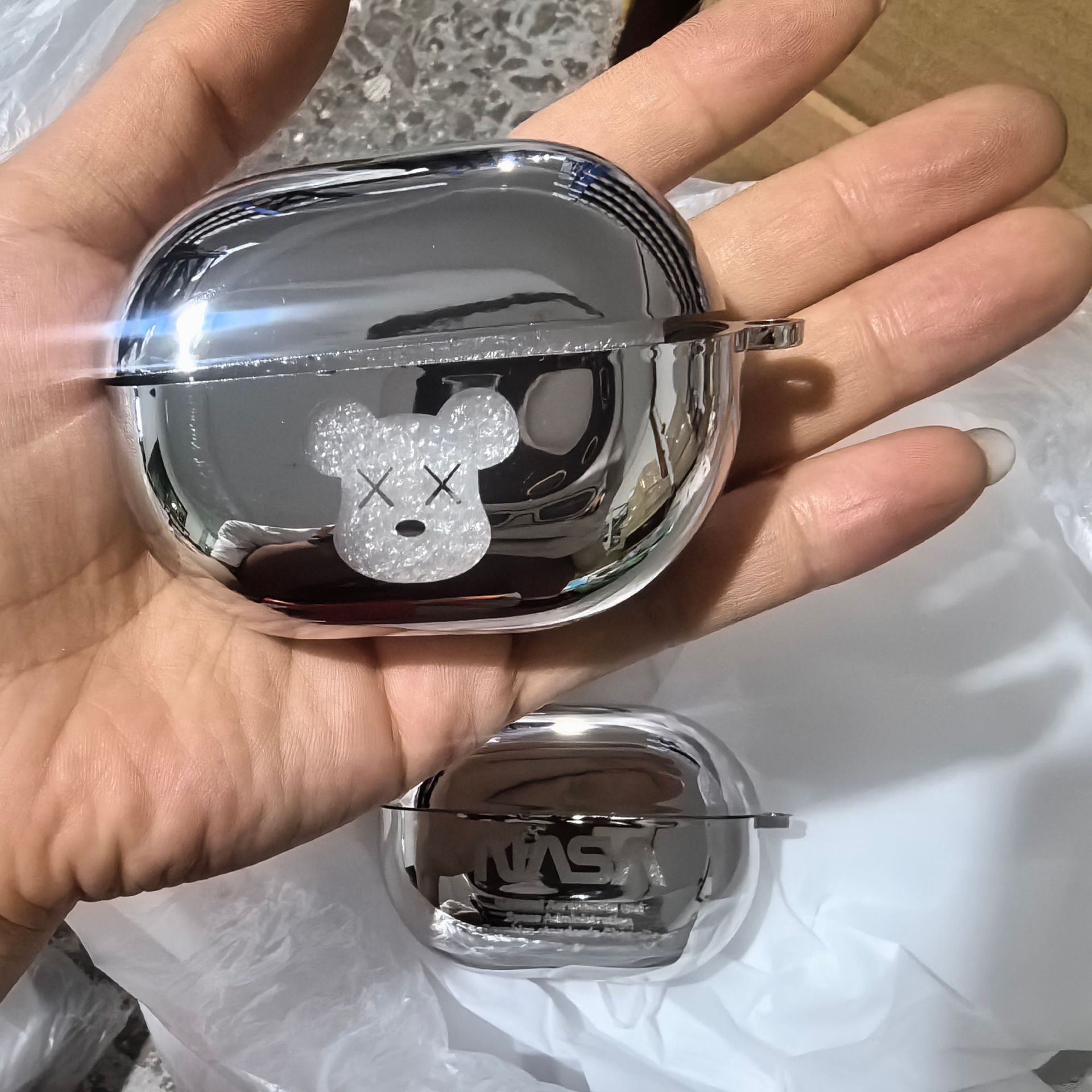 XX Bear Same Color Ring Bluetooth Headphone Case AirPods Pro - Image 1