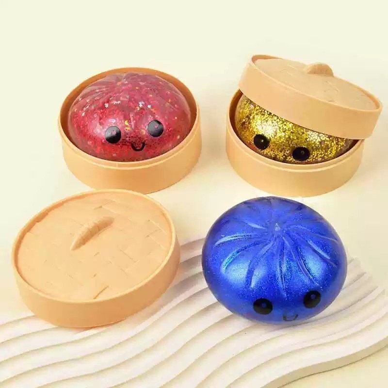 Simulated Smiley Steamed Bun Squishy Toy, Cute Stress Relief Plaything, Soft Slow-Rebound Texture, Adorable Desktop Decor（Golden pinching） - Image 7