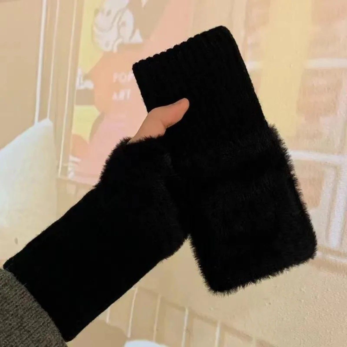 Women's Comfortable Fingerless Gloves - Soft, Warm, and Fashionable Pure White Winter Gloves, Suitable for Cold Weather or Casual Wear, Hand Washable, Ladies' Gloves.pink - Image 4