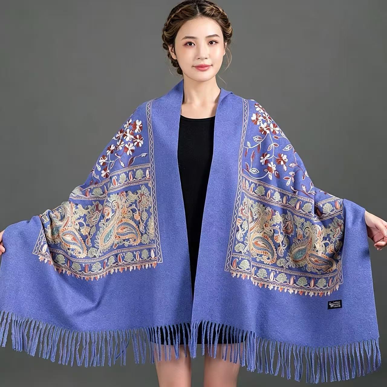 European-American Style Auspicious Embroidered Shawl Scarf, High-End Autumn & Winter Warm Outfit（lavender color) - Image 1