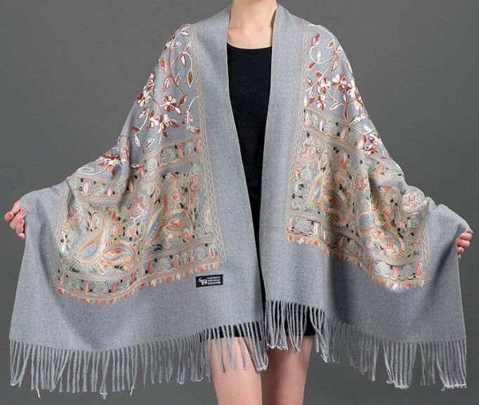 European-American Style Auspicious Embroidered Shawl Scarf, High-End Autumn & Winter Warm Outfit（lavender color) - Image 4