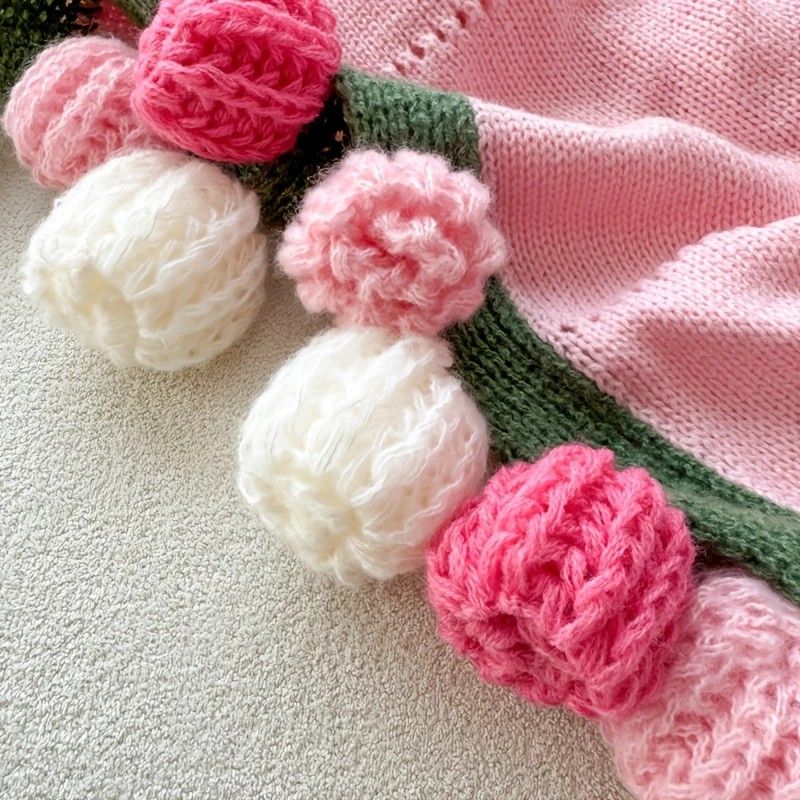 Pink Mist Gradient Rose Bouquet Blanket – a versatile, all-season blanket, perfect for office naps or as an air-conditioning cover.（Diameter: 150 cm / 59 in） - Image 4