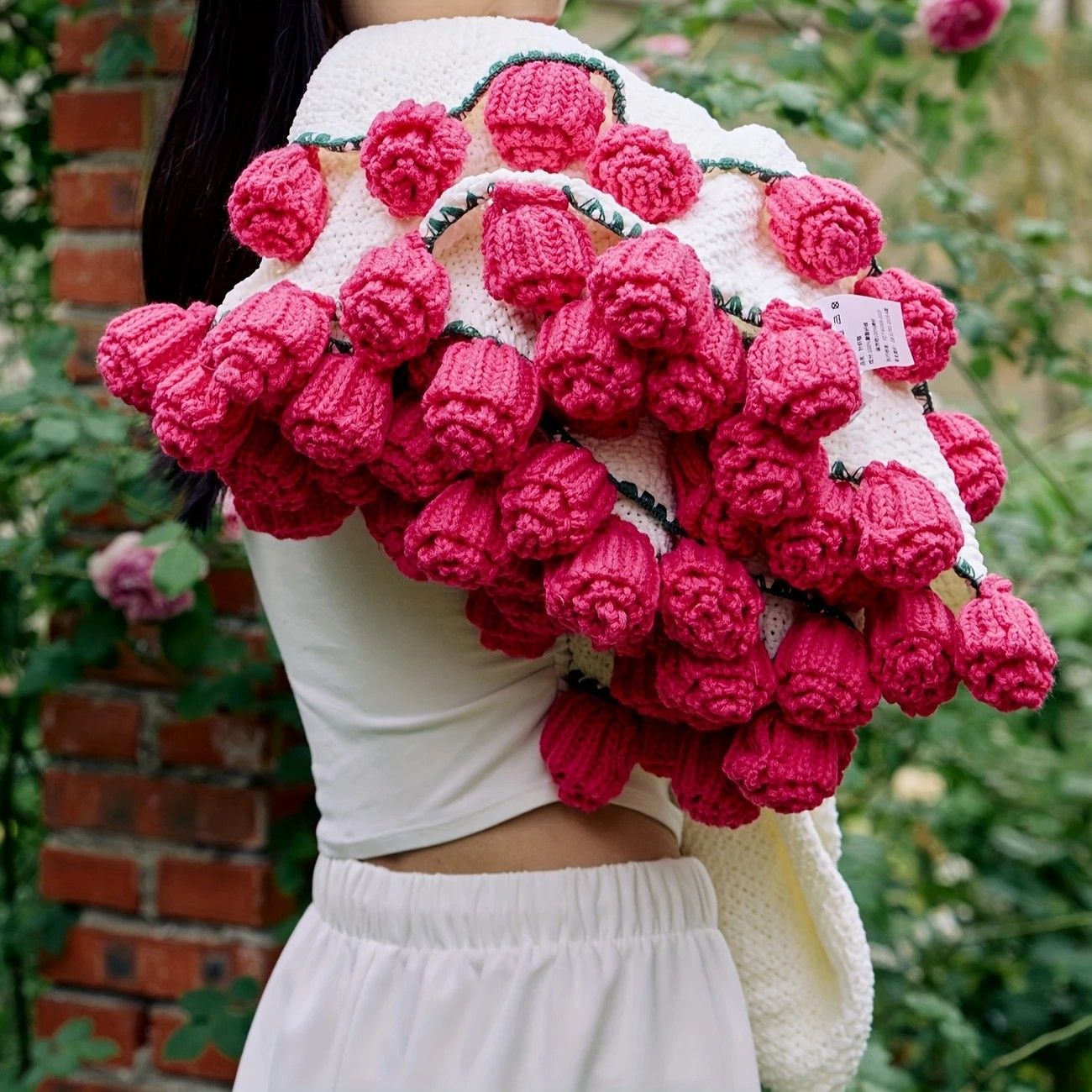 Hand-Crocheted Rose Round Blanket: A versatile romantic gift that brightens everyday warmth. (Diameter: 110 CM / 43.3 IN, bean paste) - Image 1