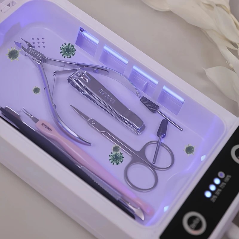 Portable Nail Disinfection Box, USB powered. Built‑in UV fast sterilization, suitable for nail and tattoo tools, PVC/plastic material, the ideal hygiene assistant for salons and studios. - Image 4