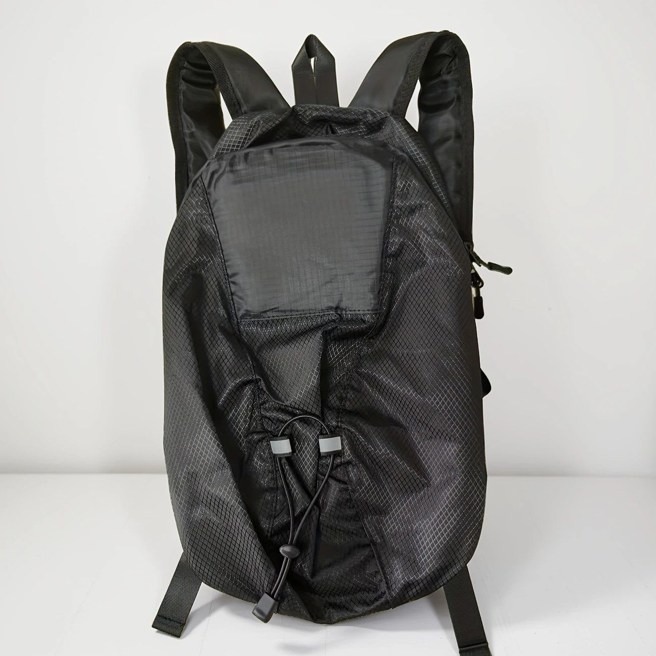 15L Backpack with USB Charging & Smart LED Turn Signals, Waterproof Cycling Commuter Daypack, Lightweight Nylon, Safety Reflective(black) - Image 5