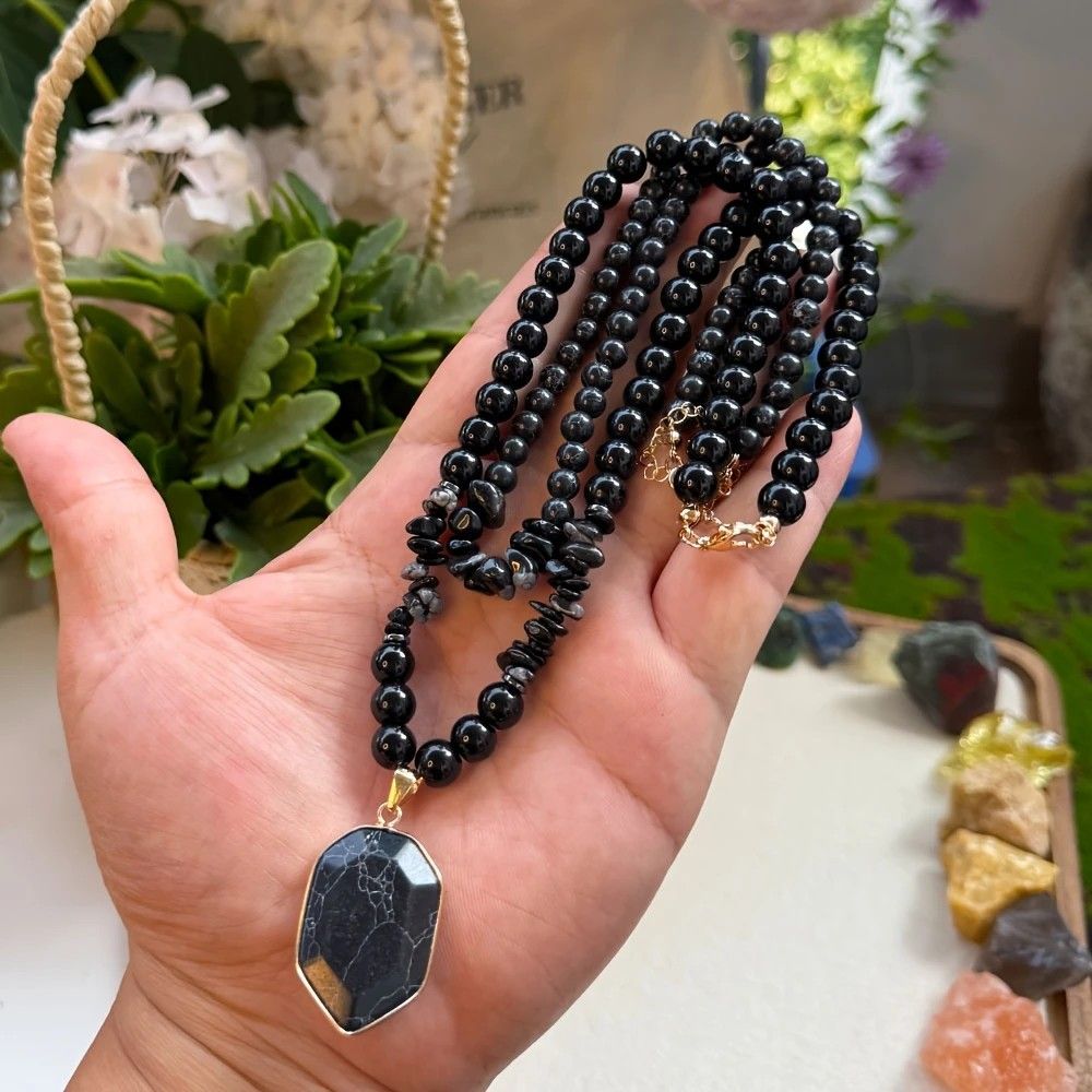 Vintage Double-Layer Hand-Strung Turquoise Necklace, Bohemian-Style Crackle Pendant for Protection and Elegance - Image 2