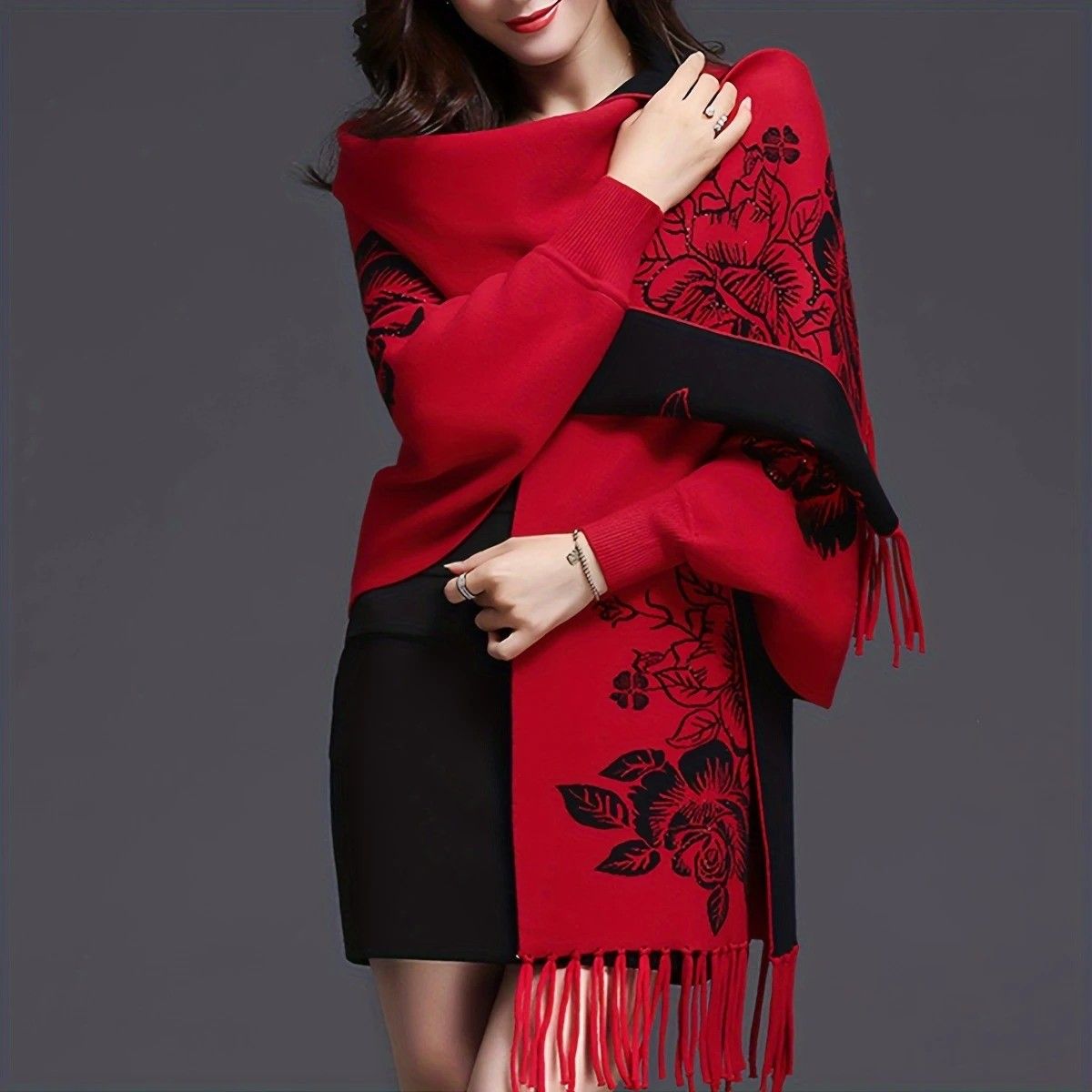 Double-sided Jacquard Cheongsam Shawl, Color-Blocked Fringed Cape Design, Autumn/Winter Fashion & Warmth Two-in-One Scarf（red) - Image 2