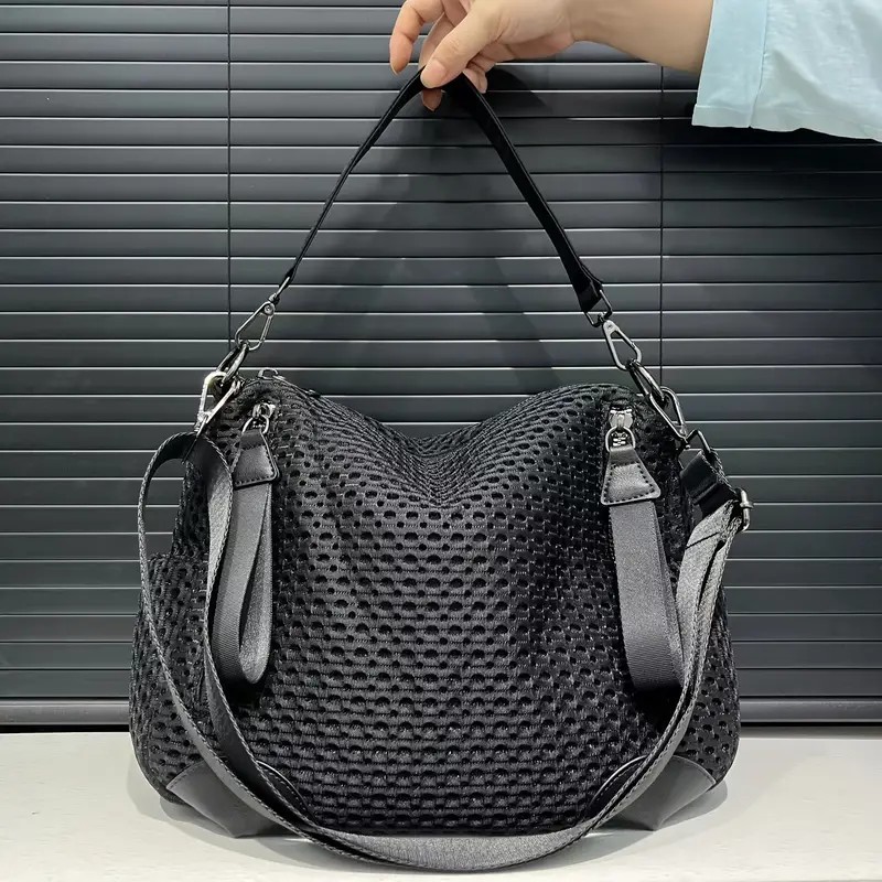 Women's fashionable mesh-paneled crossbody bag, large-capacity lightweight mesh travel vacation sports bag. - Image 1