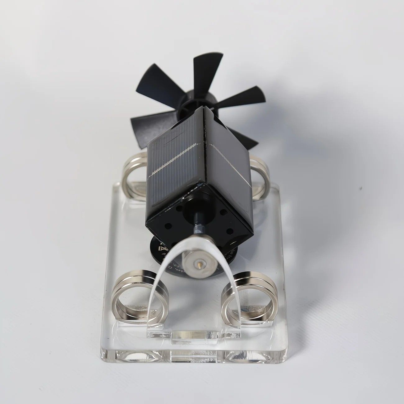 Magnetic levitation solar ornament, zero power consumption anti-gravity rotation, light luxury desktop decoration, full of tech appeal, perfect for gifting or personal use. - Image 8
