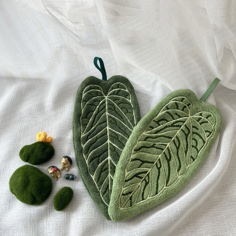 Towels - Towel set - Soft, absorbent kitchen and bathroom towels made of coral fleece with hanging loops for easy dishwashing and hand washing - 2-pack (dark green, light green) - Image 5