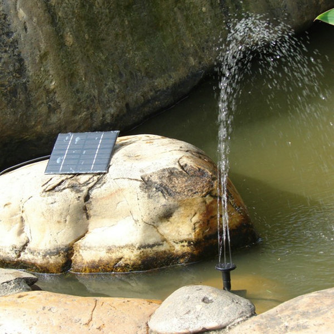 Solar-powered water pump with fountain function – 16 cm panel - Image 6