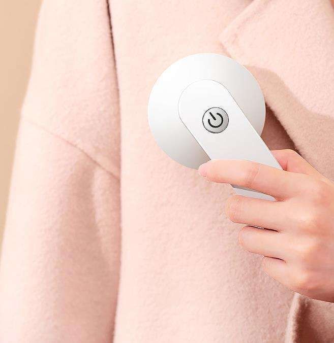 Portable Lint Remover Rechargeable, White - Image 4