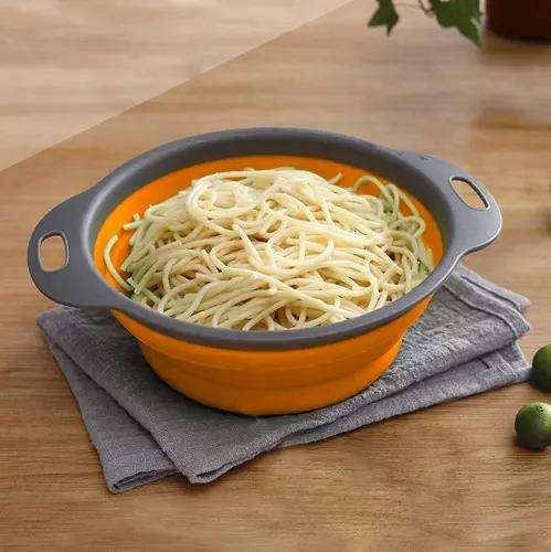 Collapsible Silicone Colander, Space Saving Kitchen Strainer, MultiColor, Practical for Dishwashing & Cooking - Image 3
