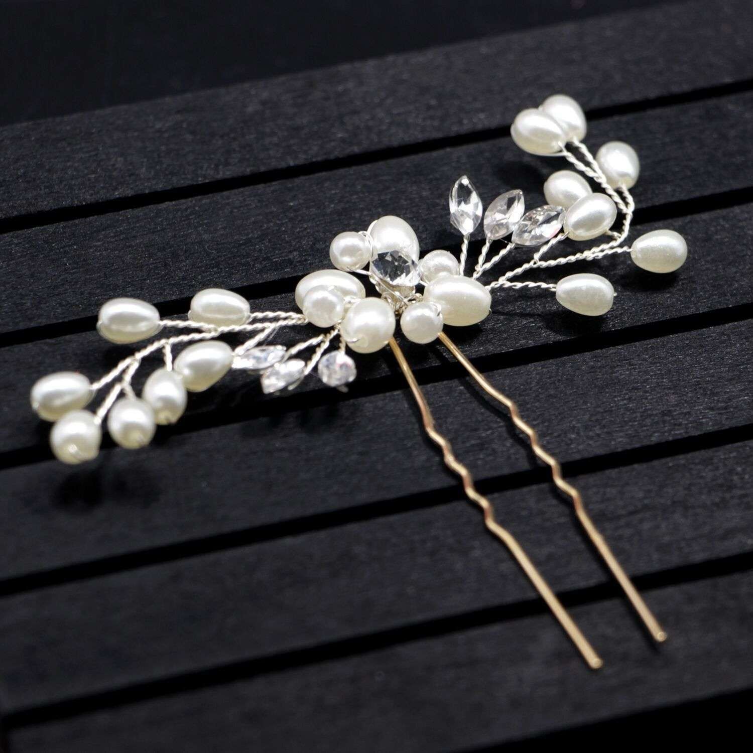 White Pearl Flower Wedding Hairpin - Image 5