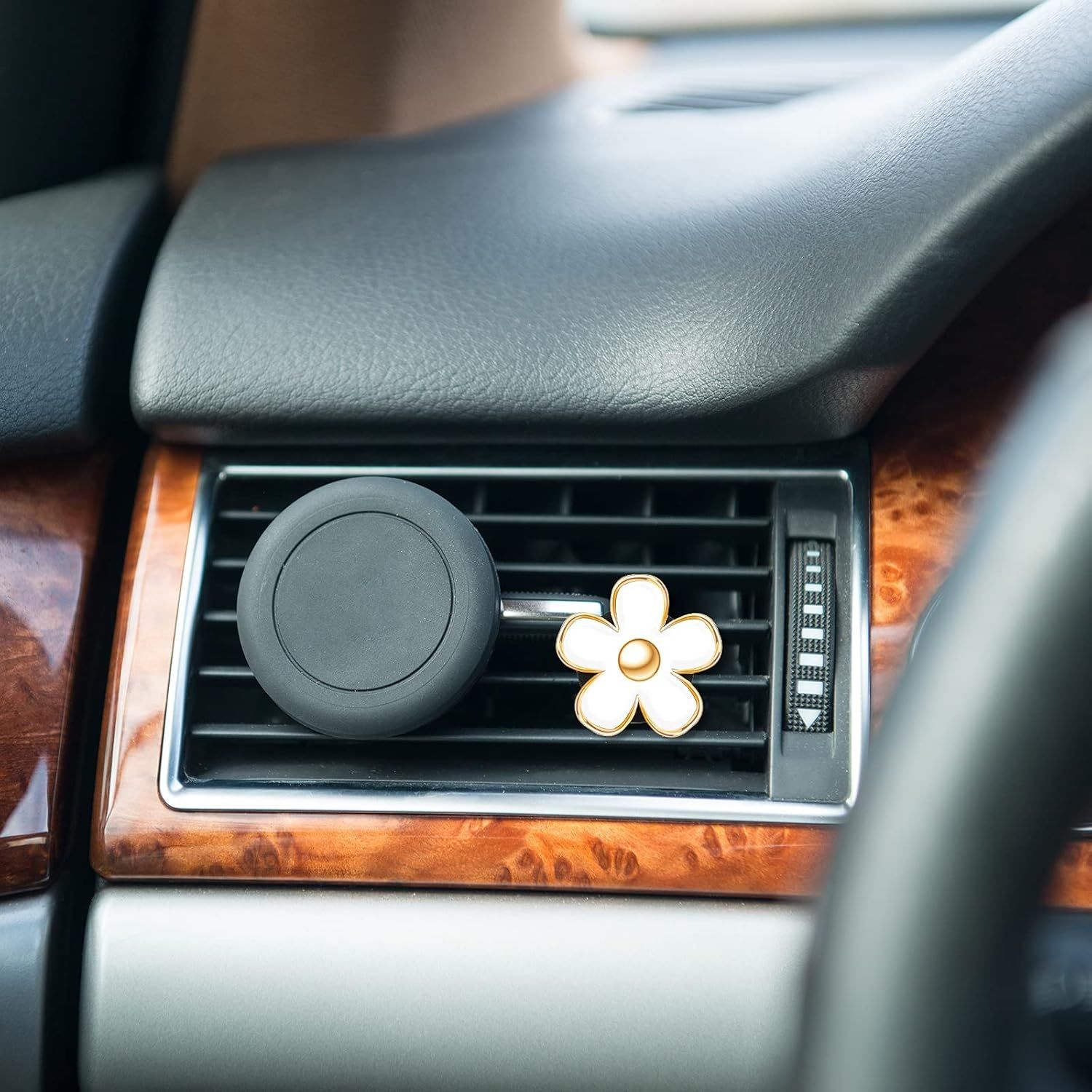 6 Pcs Daisy Flower Air Vent Clip Accessories Air Conditioning Outlet Clip Car Air Freshener Dashboard Accessories Charm Car Inter Decor(3 cm, 3.3 cm,Red, Pink, White) - Image 7