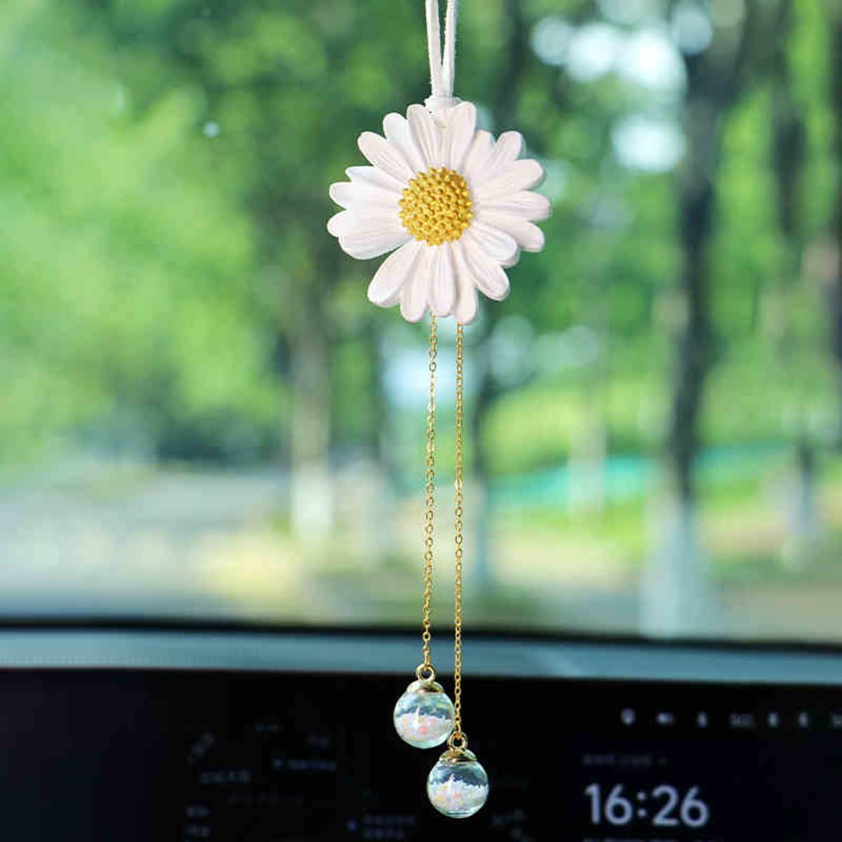 Daisy Car Hanging Ornaments for Women Girls Cute Sunflower Car Rear View Mirror Hanging Charms Automotive Interior Aesthetic Decoration Accessories Gift (White) - Image 3