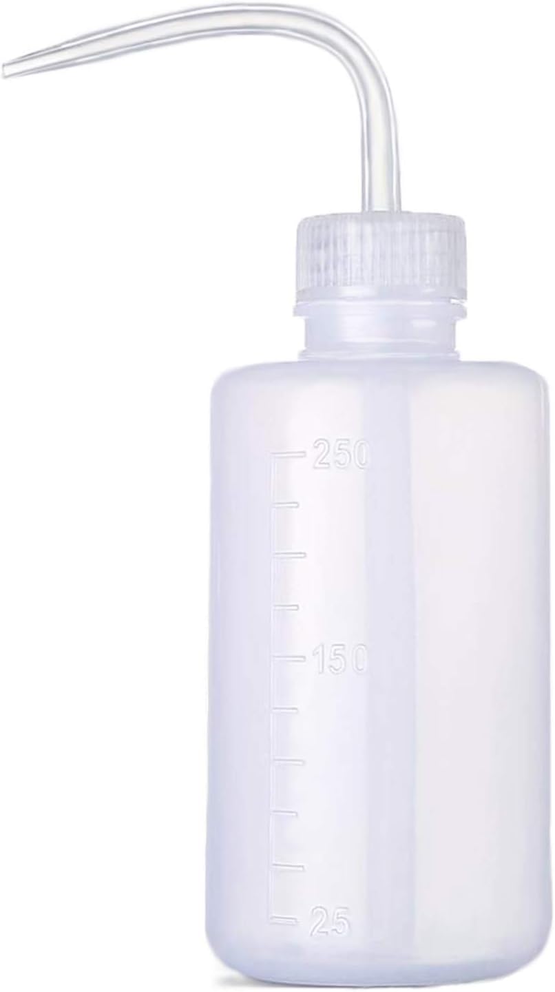 Squeeze Bottle Plant Watering Bottle 250ml 8oz Small Wash Bottle Squeeze Plastic Small Watering Can for Indoor Plants Succulent Watering Can (1pc) - Image 1