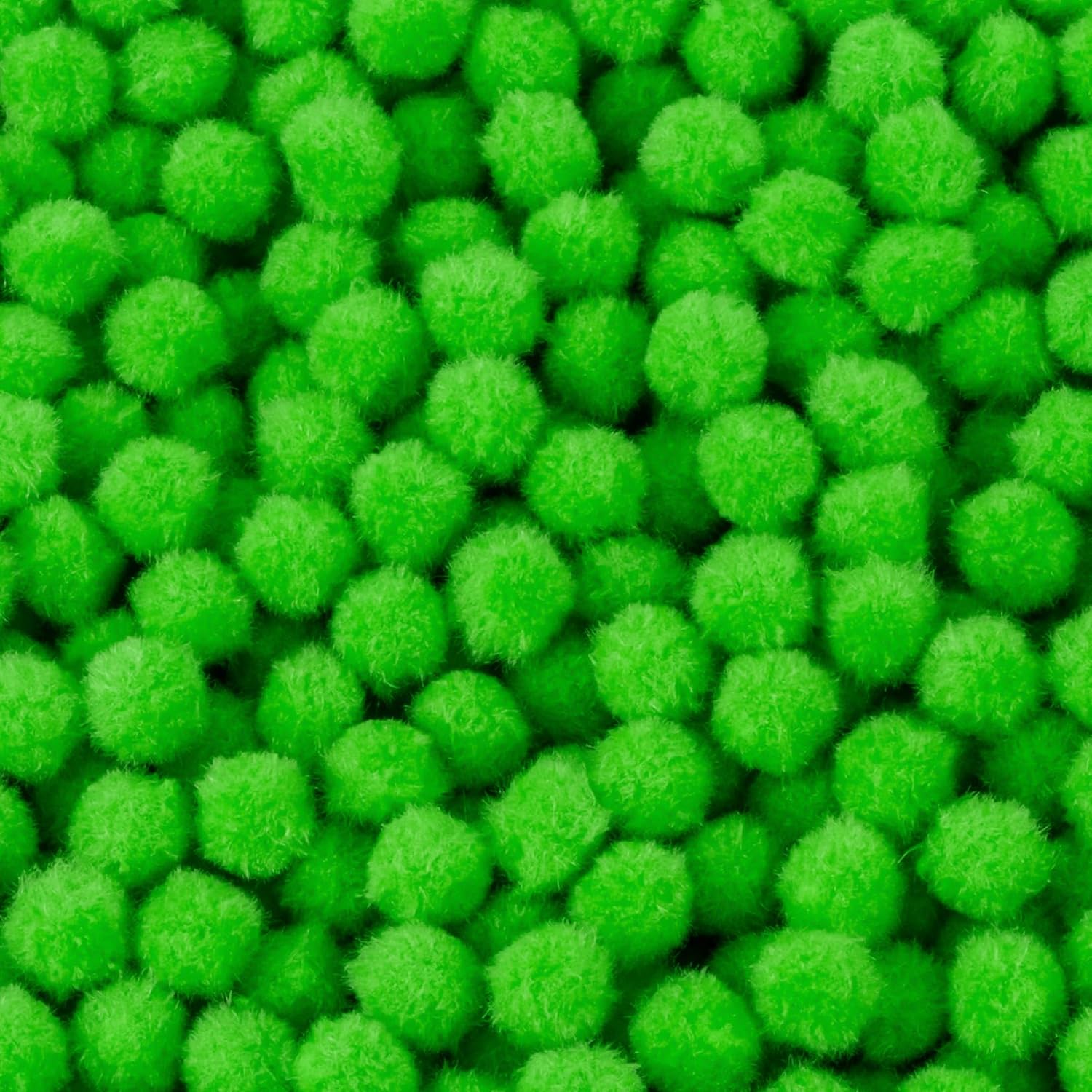 Light Green Pom Poms for Crafts - 800pcs Vivid Soft Fluffy Balls pompones para llaveros for DIY Projects, Party Decor, Scrapbooking, Home Decor & Arts Supplies,1/2 Inch - Image 1