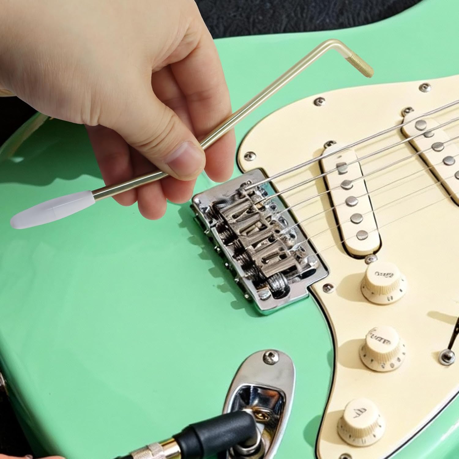 3 Colors 6mm Whammy Bar Tremolo Arm for Electric Guitar, Metal Thread Single Tremolo Arm Compatible with Stratocaster Electric Guitar Replacement - Image 5